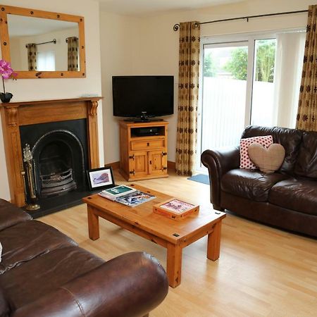 Sunny Seaside Getaway Villa Portstewart Exterior photo
